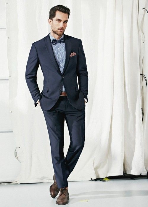 Best Shoe Colors to Match with a Dark Blue Suit