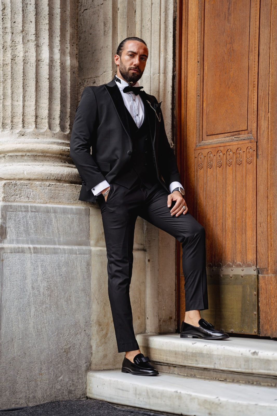Ultimate Guide to Suit and Tuxedo Shoes for Men Ultimate Guide to Suit and Tuxedo Shoes for Men