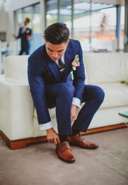 Best Shoes to Match Your Blue Suit for Any Occasion