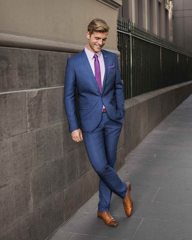 Which Colour Shoes to Wear with a Blue Suit for Any Occasion?