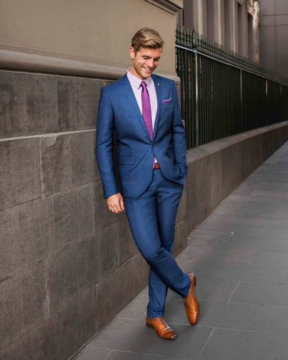Which Colour Shoes to Wear with a Blue Suit for Any Occasion?