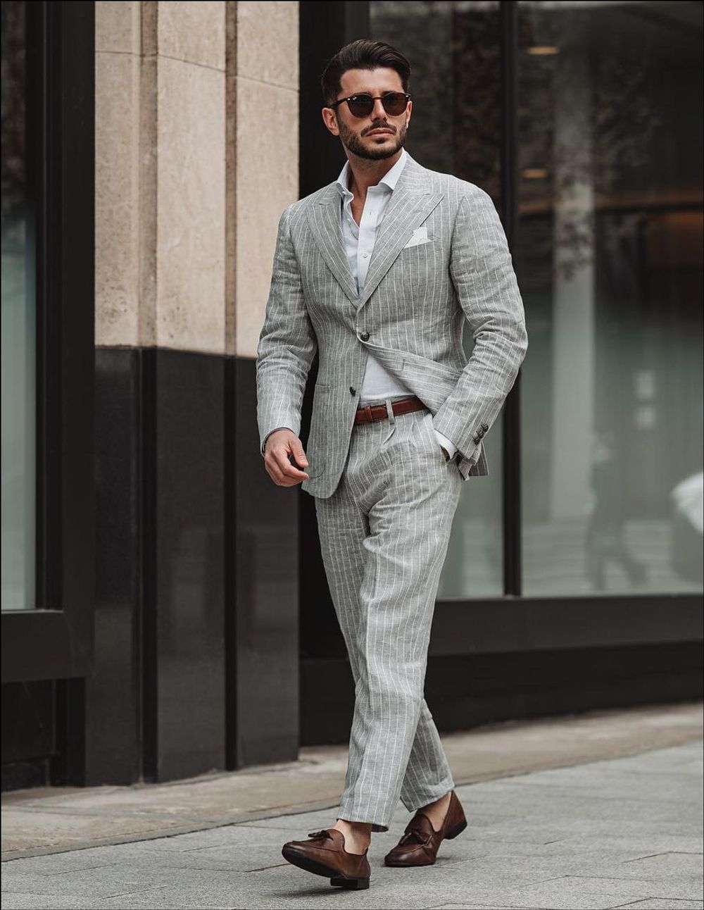 Best Shoes to Pair with a Grey Suit: Ultimate Style Guide Best Shoes to Pair with a Grey Suit: Ultimate Style Guide