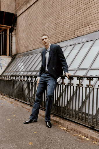 Best Shoes to Wear with Men's Bootcut Jeans for a Stylish Look