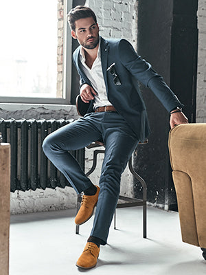 Perfect Pairing: Navy Blue Suit with Brown Shoes for Men