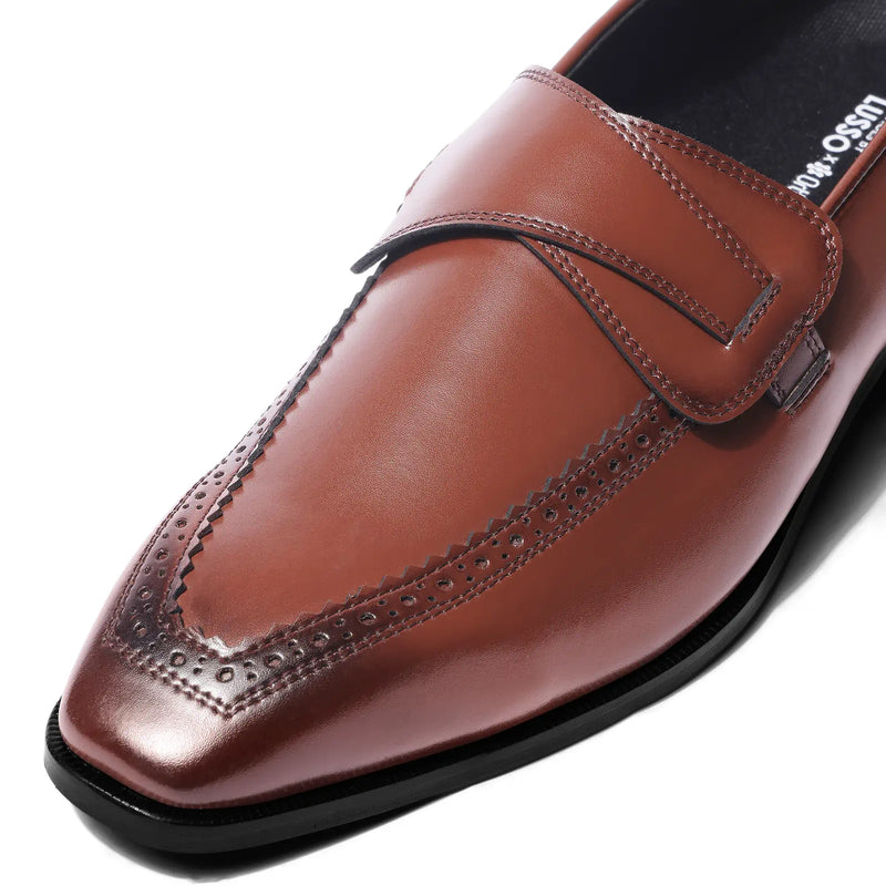 Elio - British Tan Butterfly Loafer - detail close-up