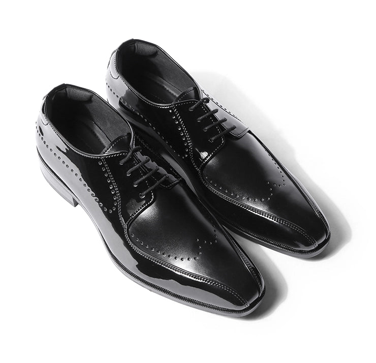 Lovern - Black Patent Derby Laceup