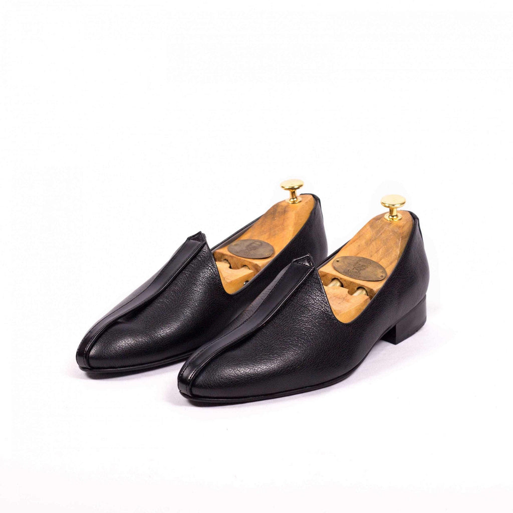 JODARO - BLACK RAJASTHANI MOJDI - By Lusso