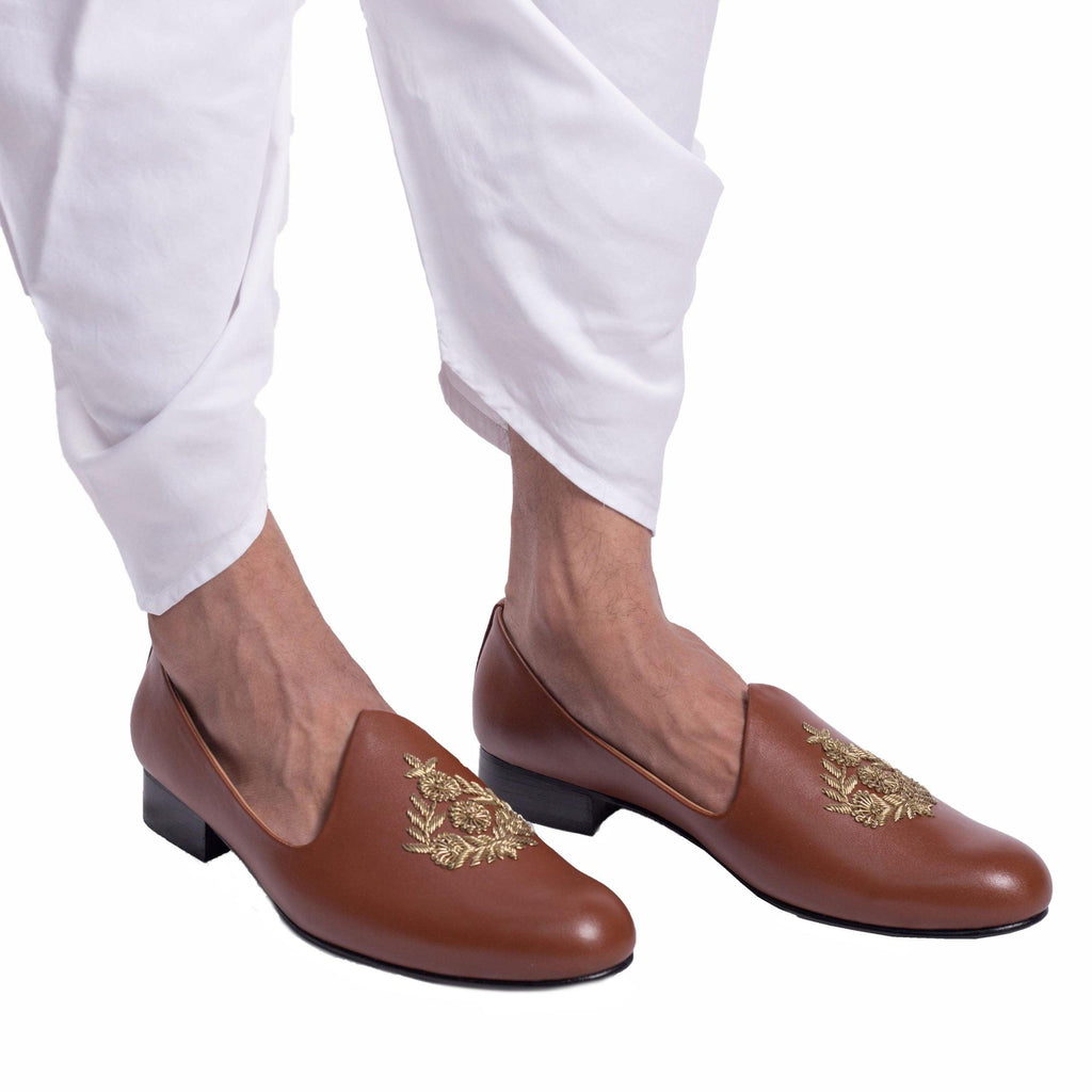 RANJA | LIGHT TAN ZARDOSI MOJDI - By Lusso